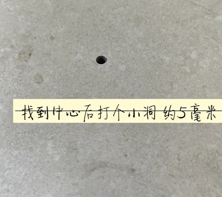 溧水瓷砖空鼓维修公司专业解答在瓷砖铺贴过程中，如果砂料搅拌不均匀，将会带来以下问题